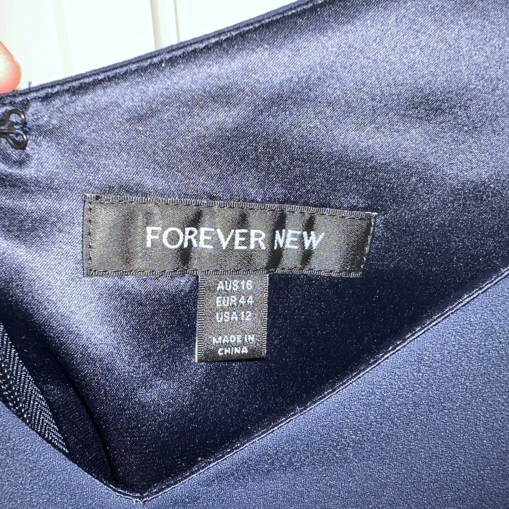 Forever New Dress, size 12 - Picture 4 of 6